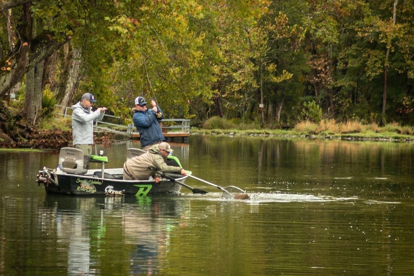 Fishing from Drift Boat | South Holston River Lodge